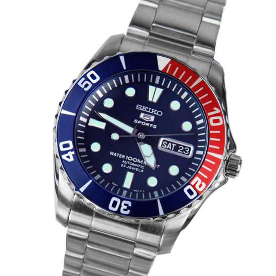Seiko 5 Sports SNZF15 SNZF15K1 Automatic Diving Watch: A Must-Have Timepiece!