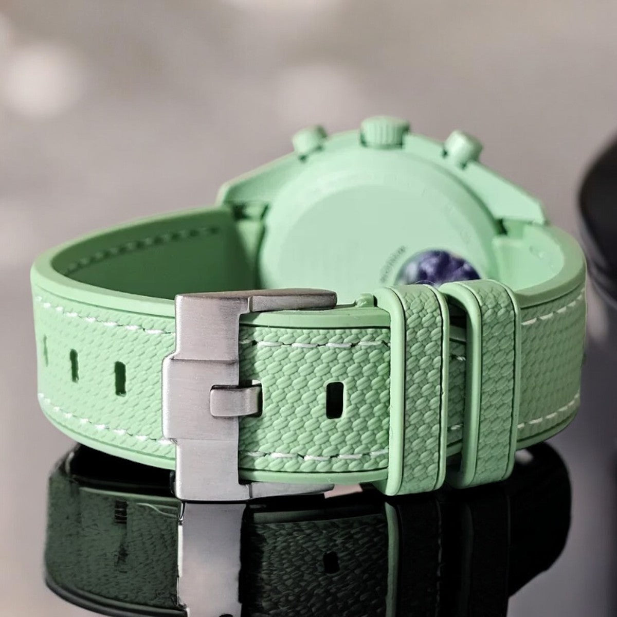 Stunning Textured Curved End Rubber Watch Band for Seiko Alpinist - Black with Green Stitch (2405)