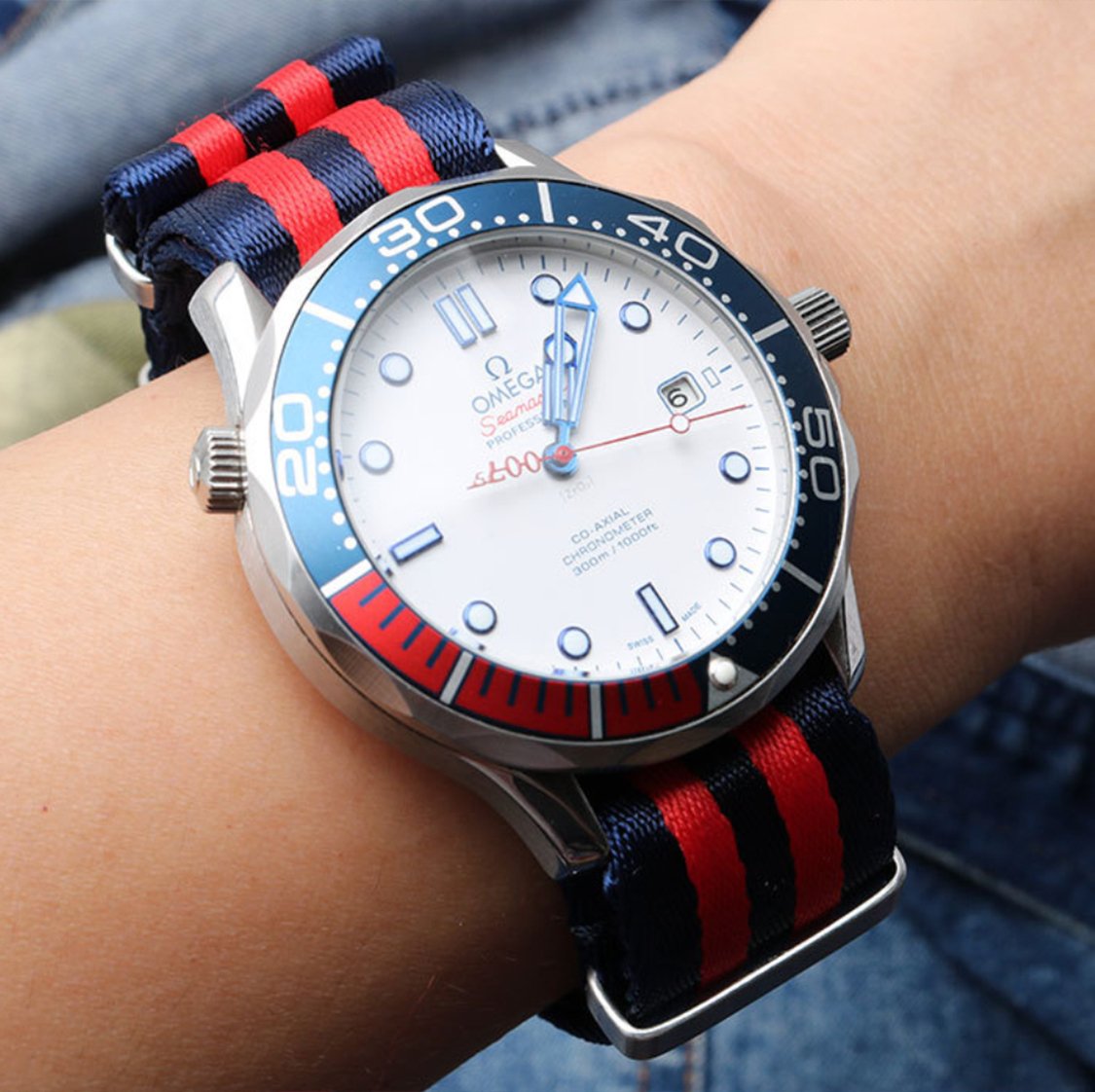 Ballistic Nylon Seatbelt Watch Band - Stylish Grey with Red Stripe