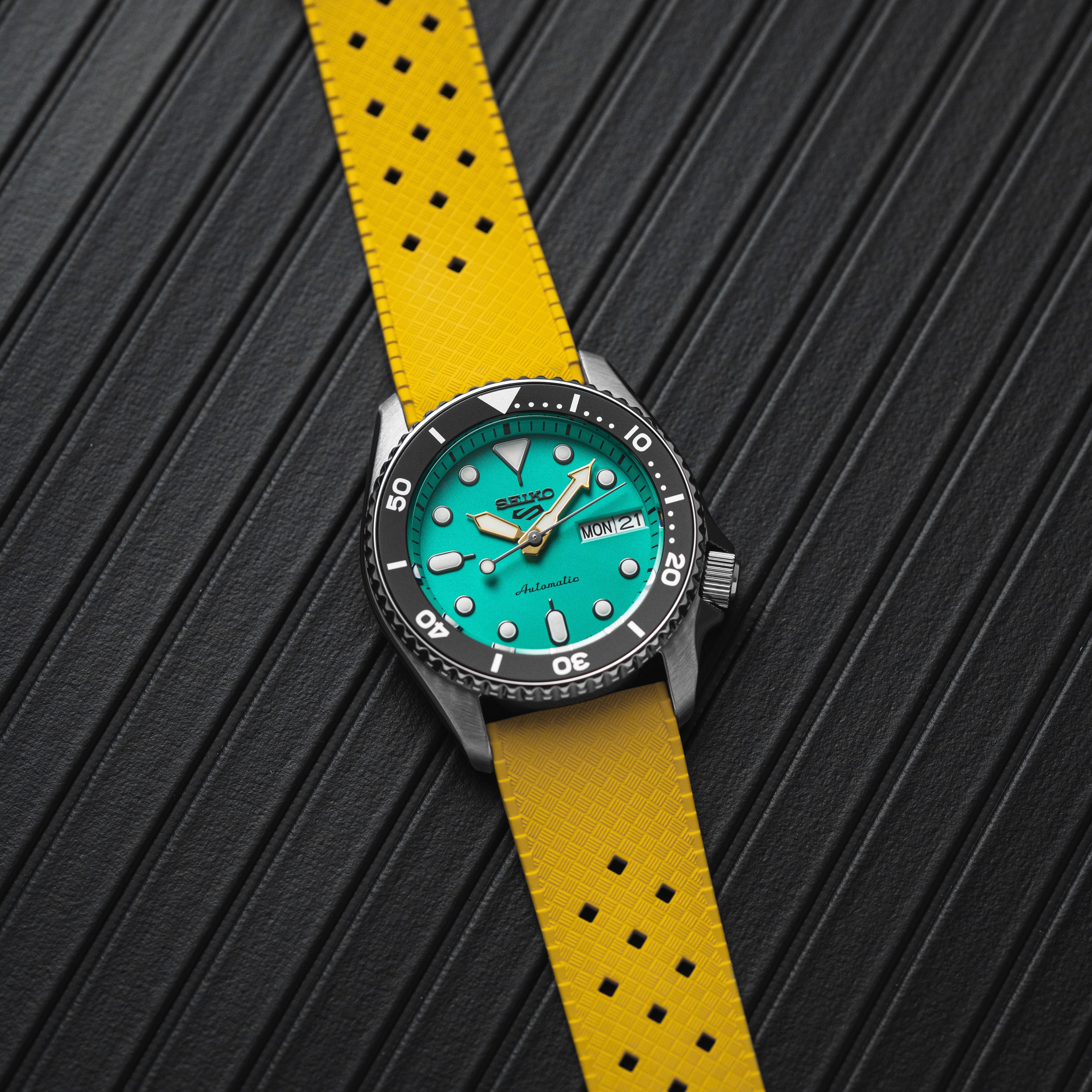 Calypso Style FKM Rubber Watch Strap - Quick-Release - Vibrant Green (2422)