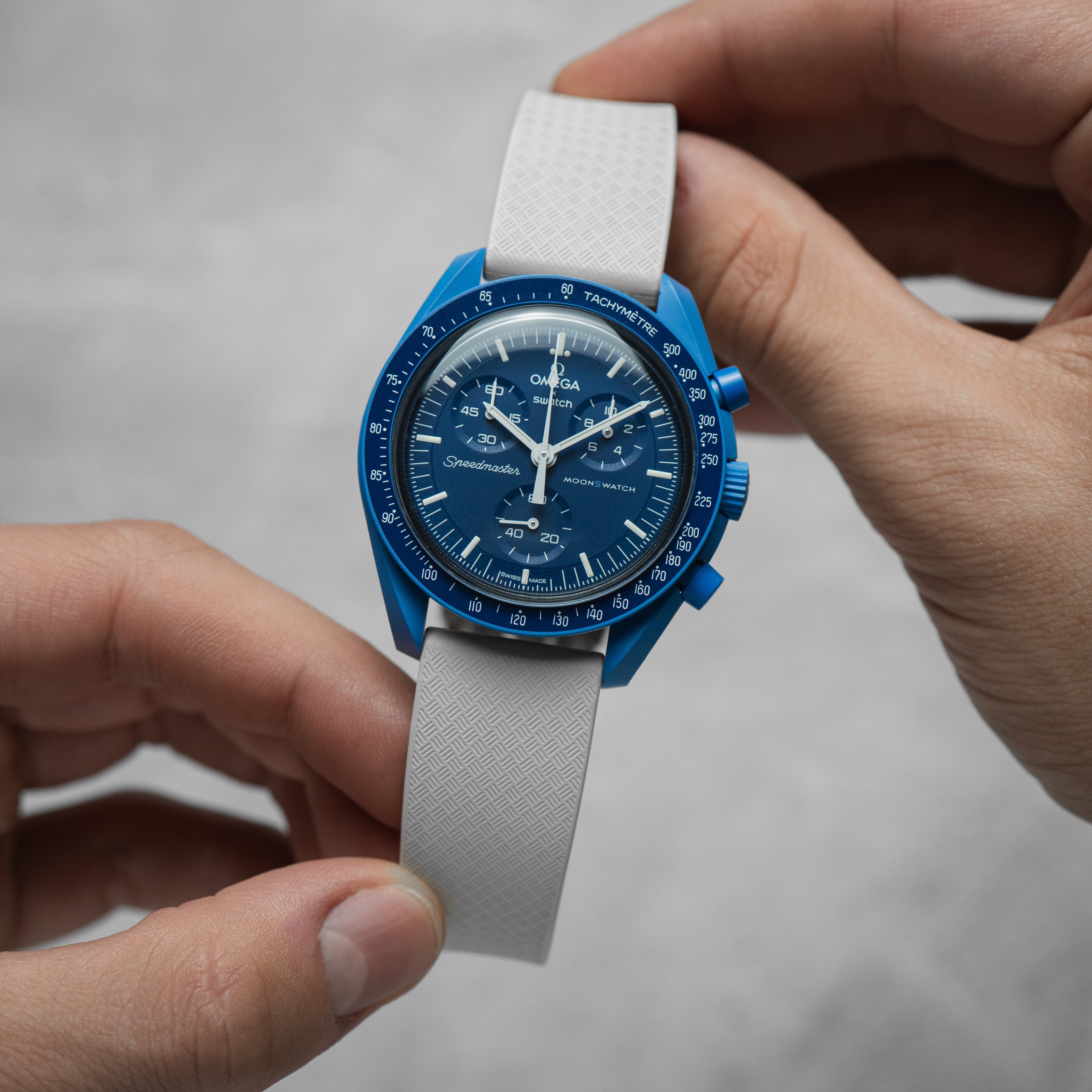 CTS Cut-to-Size FKM Rubber Watch Strap - Quick Release - Sky Blue (2435) - Elevate Your Style!