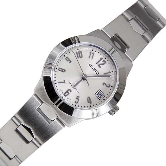 Casio Stylish Ladies Analog Watch LTP-1241D-7A2 - A Timeless Accessory