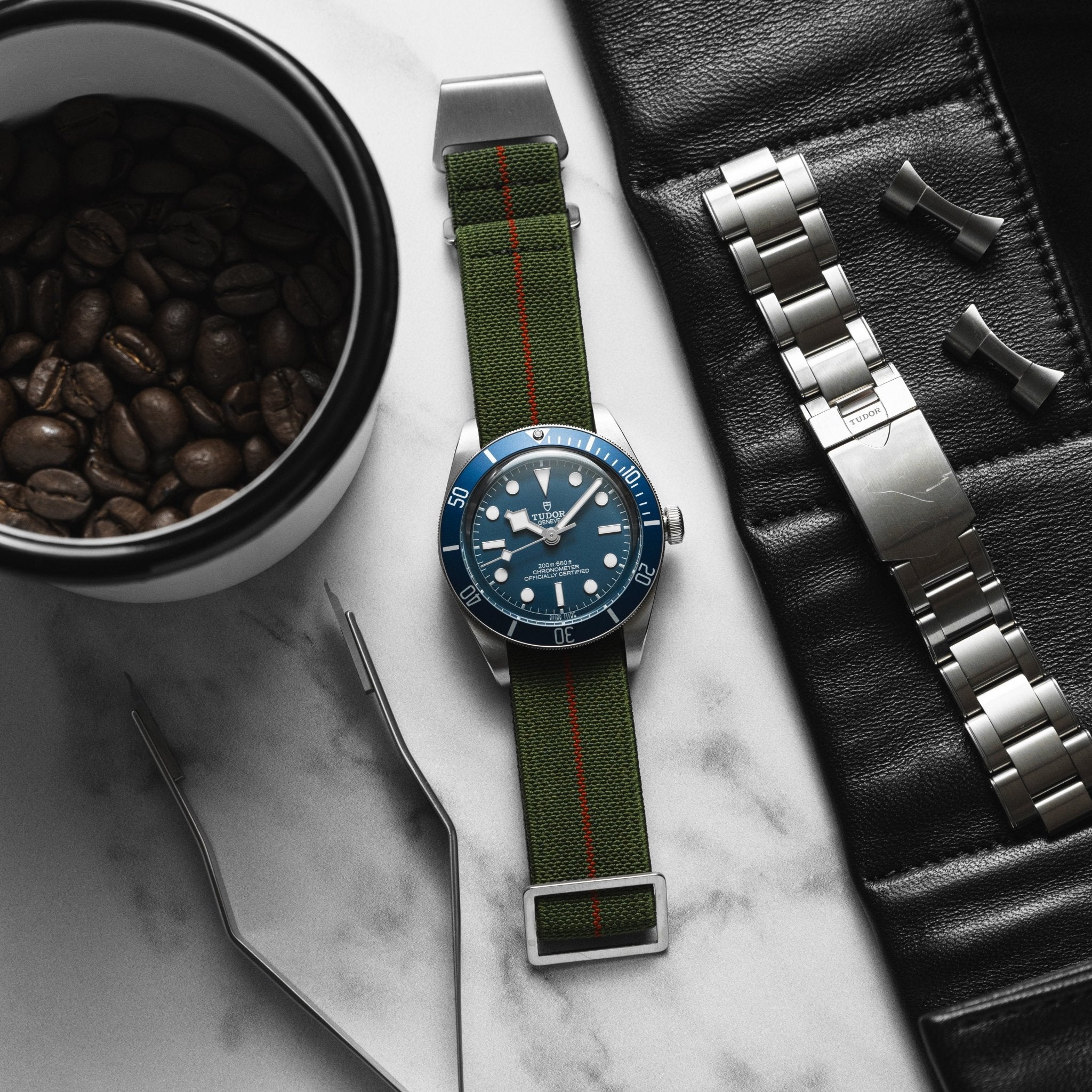 Marine Nationale Parachute Elastic Loop Strap - Blue / Green / Red / White (2417) - A Vintage-Inspired Watch Essential