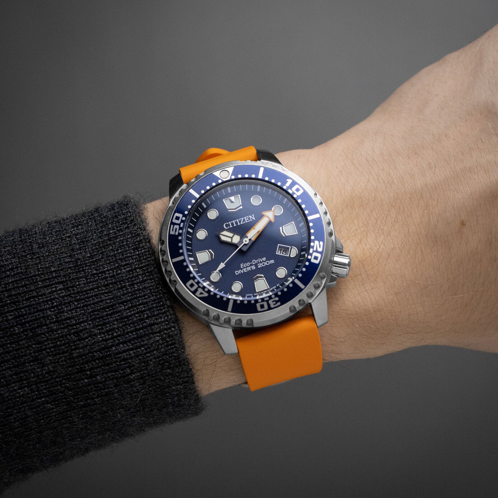 Fort FKM Rubber Watch Strap - Quick-Release - Sleek Black (2426 | FKM)